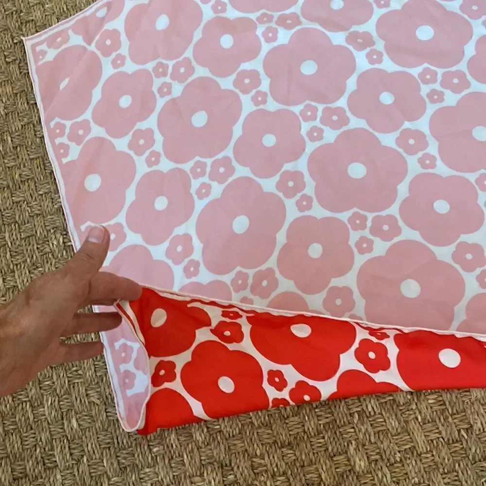 New Without Tag  Red Flower Scarf With White Background